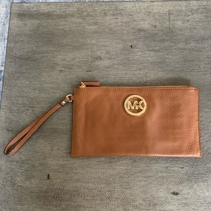 Authentic tan Michael Kors wristlet